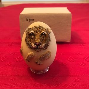 Tiger Eggcentrics Sculpture